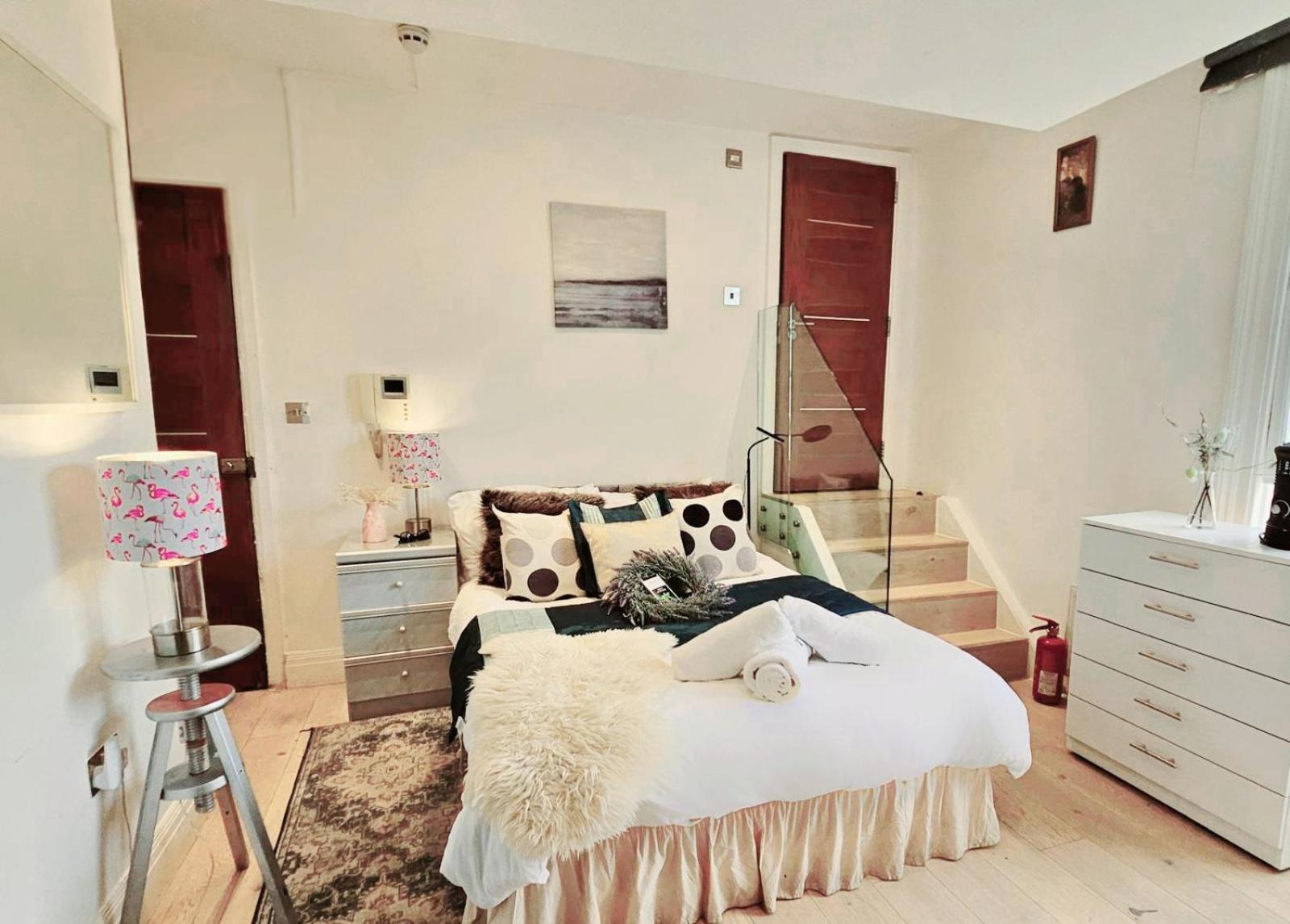 Apartment Entire In